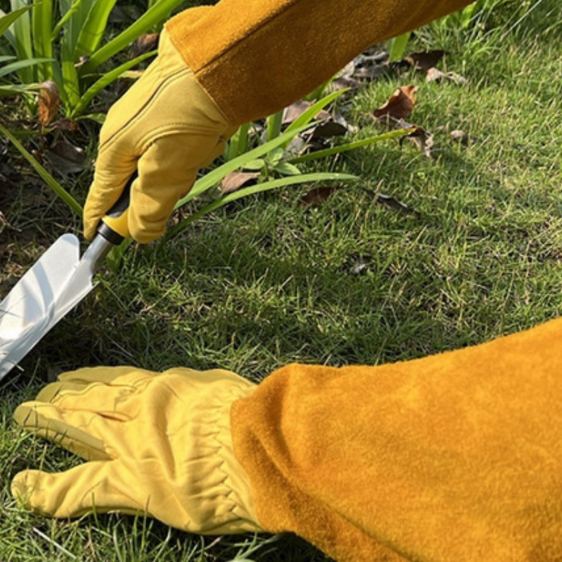 TidyGo™ Thorn Proof Pruning Gloves